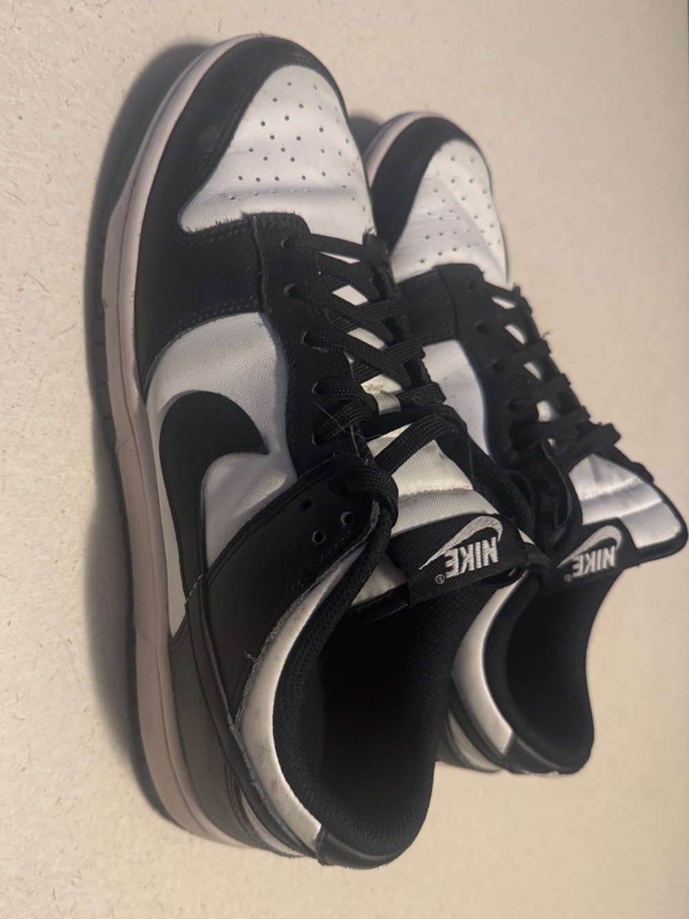 Nike Men’s Black and White Low-Top Sneakers with Swoosh